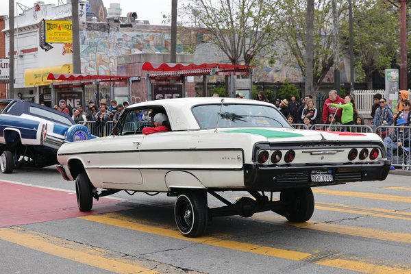 Exploration de la Technologie Start-Stop pour une Conduite Efficace en Milieu Urbain