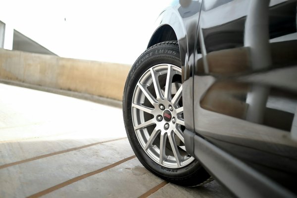 Pourquoi les véhicules électrique dominent-ils les débats actuels ?