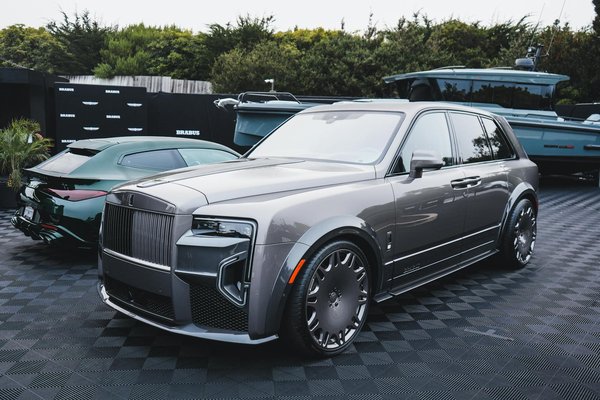 Vespa vs. Scooters : Le Duel Ultime pour les Passionnés